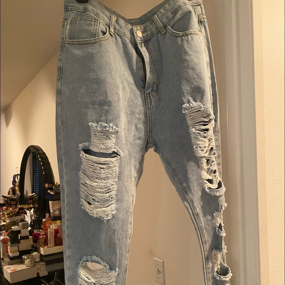 Rip blue   jeans
